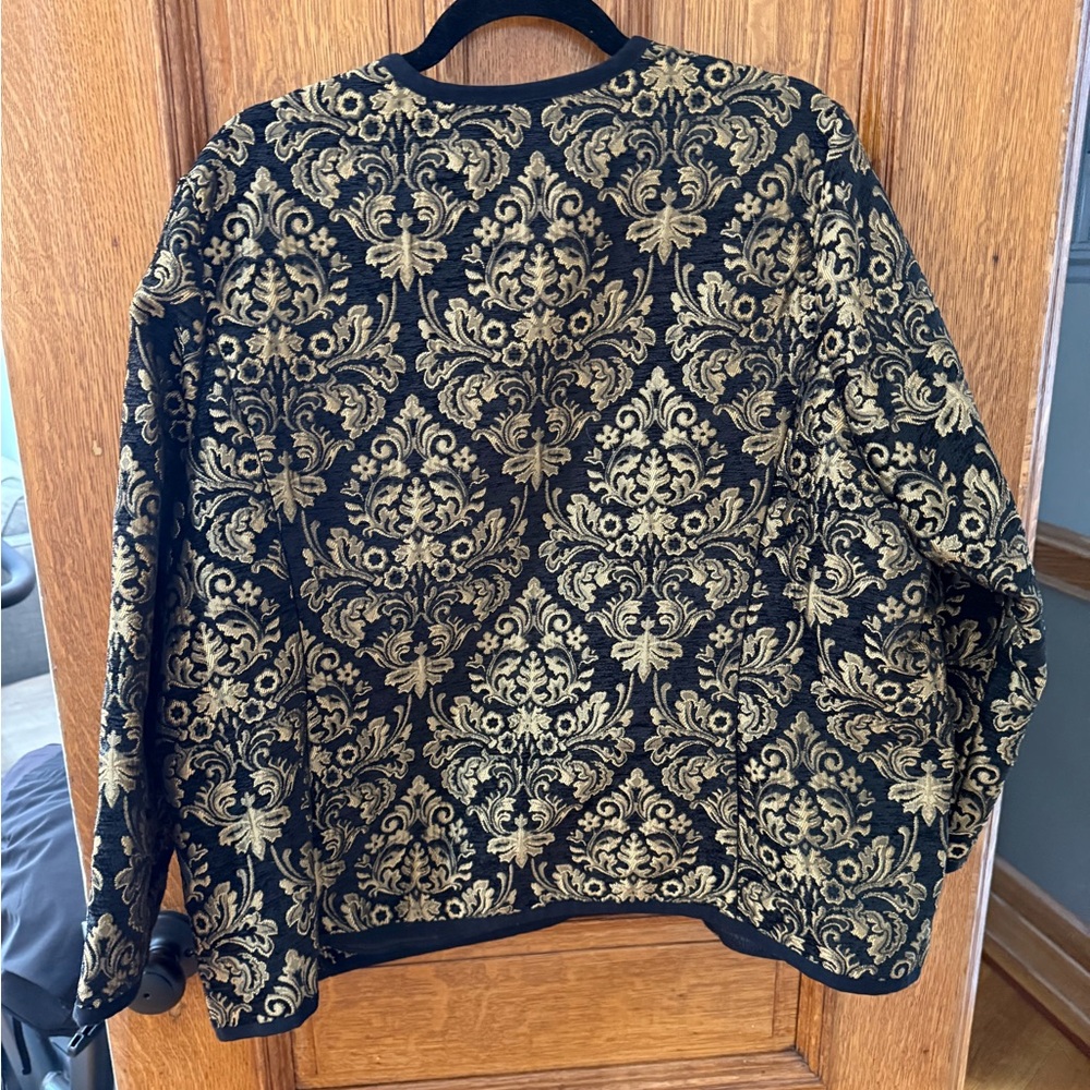 Old Navy Black and Gold Brocade Jacquard Open Front Blazer - Picture 3 of 11